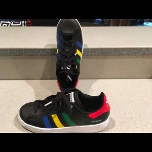 Womens Adidas superstars